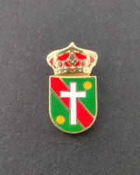 PIN ESCUDO CIRUELAS