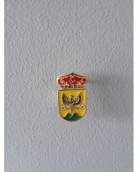 PIN ESCUDO LAS VENTAS CON PEÑA AGUILERA