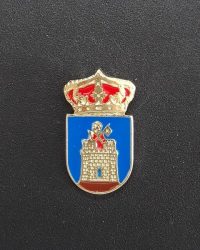 pin escudo peñas de san pedro