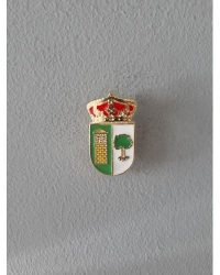 PIN ESCUDO LA IGLESUELA