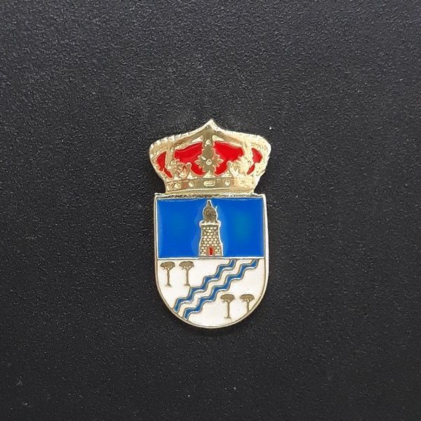 pin escudo villalgordo del jucar