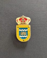 pin escudo ames