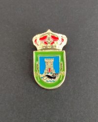 pin escudo laracha