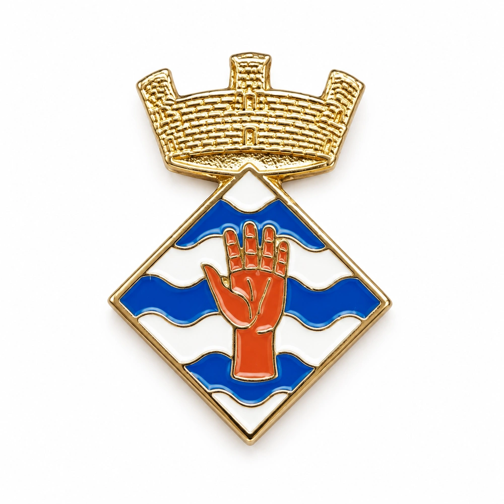 pin escudo mediona