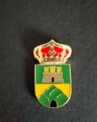 pin escudo oria