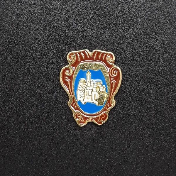 pin escudo la pobla de lillet