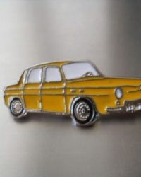 Pin Renault 8