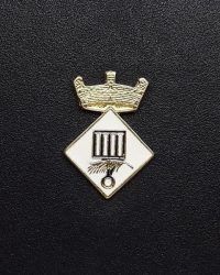 pin escudo santa fe del penedes