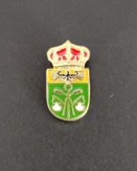 pin escudo sobrado