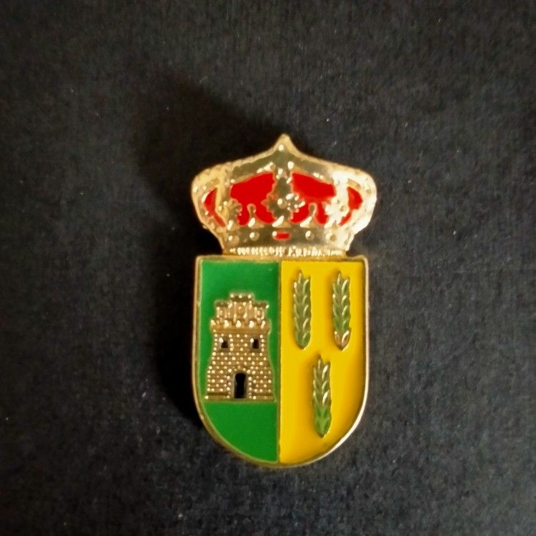 pin escudo tabernas