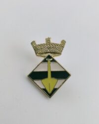 pin escudo tavernoles