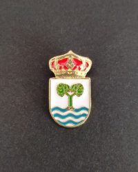 pin escudo tordoya